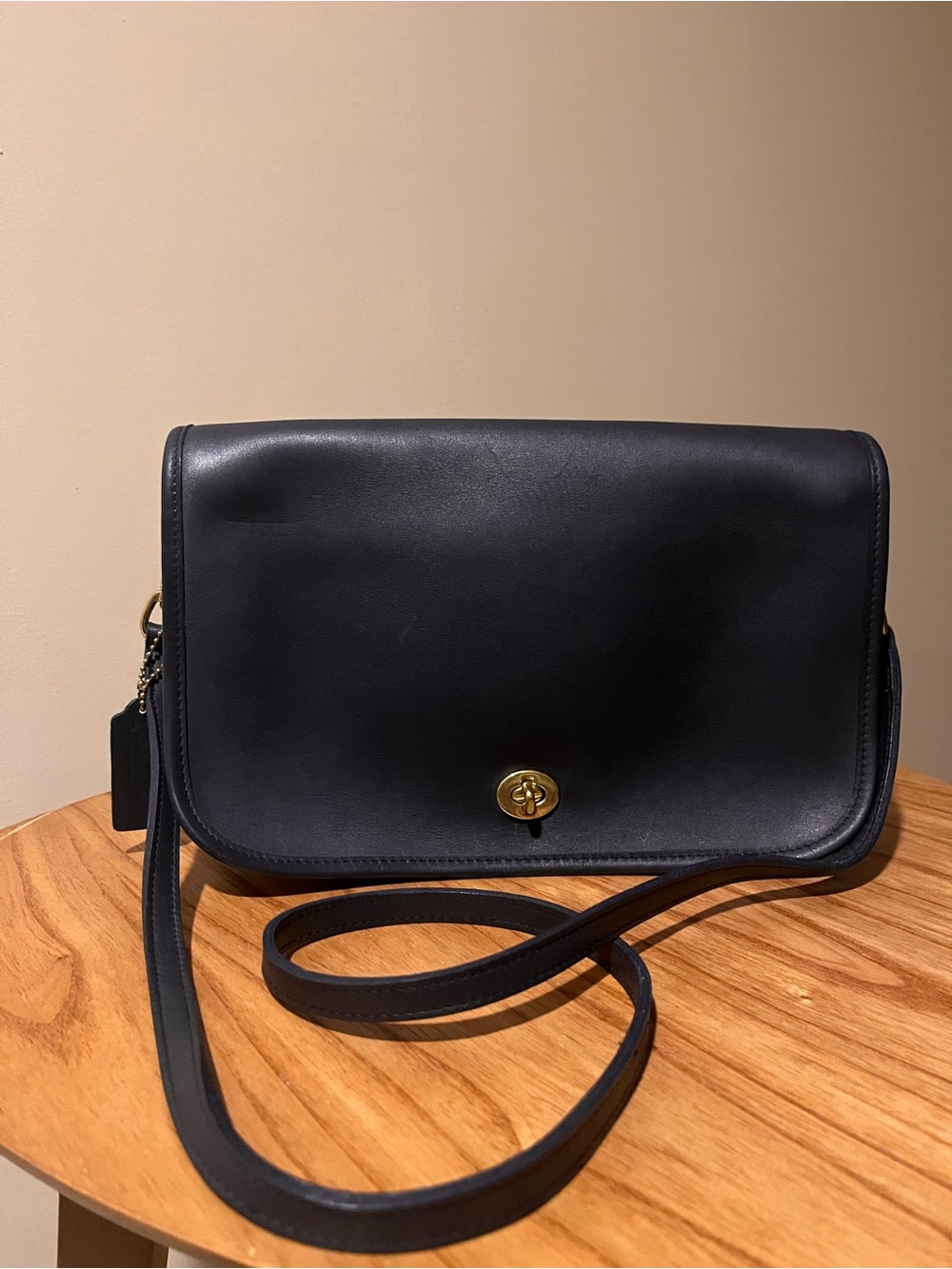 Vintage Coach Penny Pocket Crossbody Dark Navy Glovetanned Leather made in USA
